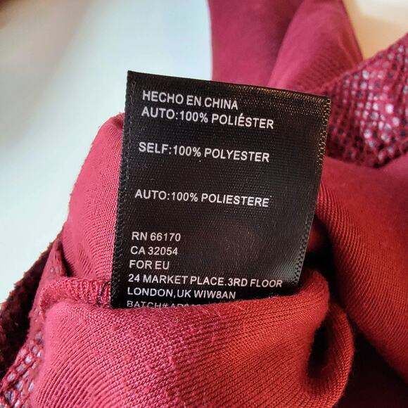 Urban Outfitters Reptile Red Pants Fishnet Overlay Size 10 Y2K - Picture 7 of 7